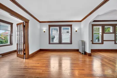 16 Russell Rd #1 1
