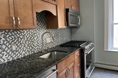 4 Chatham Place #4 1
