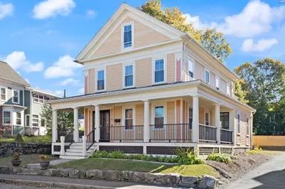 70 School St 1