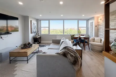 151 Tremont St #11G 1