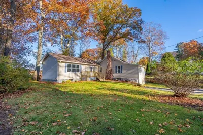 11 Hillside Drive 1
