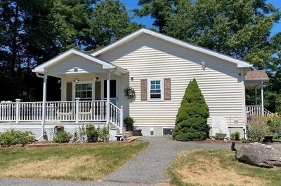 901 Pheasant Lane