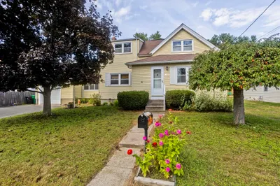 26 Beaudry Ave 1
