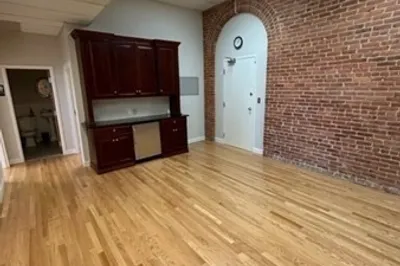 111 Willard Street #1D 1