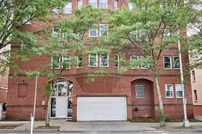 2456 Massachusetts Ave #302