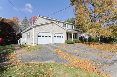 326 Pakachoag St 1