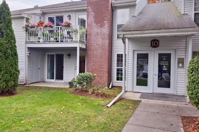 10 Squire Ct #2 1