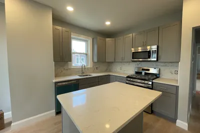 44 Ashley St #2 1