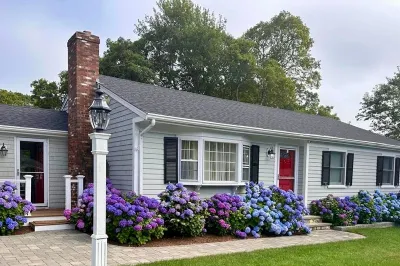 81 Sterling Rd