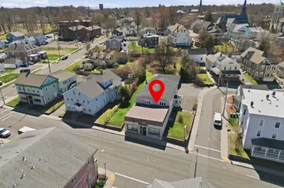 328 Front St 1