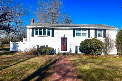 13 Loganberry Dr 1