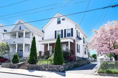 7 Forest Ave