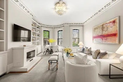 22 Rutland Sq #2