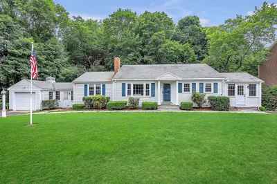 209 Brookside Road