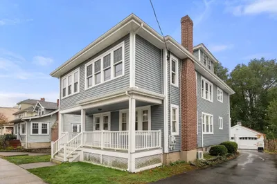 151 Vassall St #2