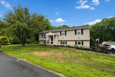 2 Johnson Ln #2