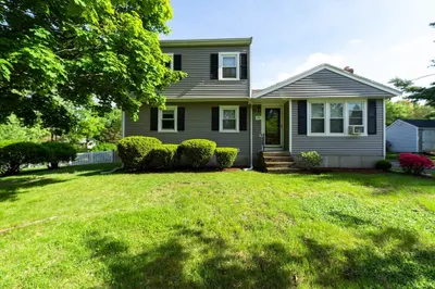 49 Hopkins Dr 1