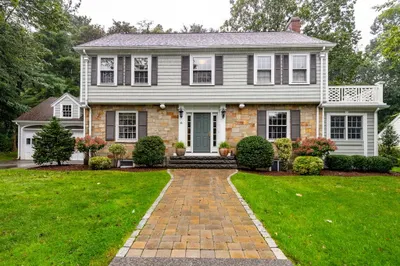 88 Cary Ave 1