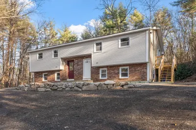 43 Gowing Rd
