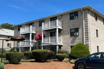 8 Kenmar Dr #65