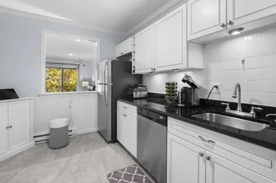 22 Branchfield St #D4 1