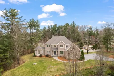 16 Cranberry Dr 1