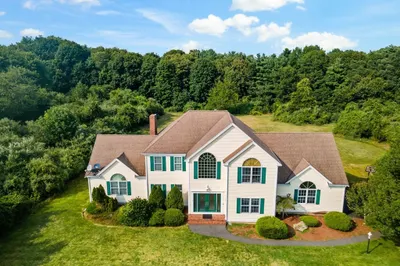 5 Settlers Drive 1