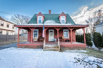 380 Forest Ave