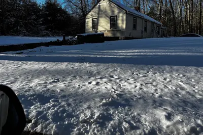 72 NW Schoolhouse Rd 1