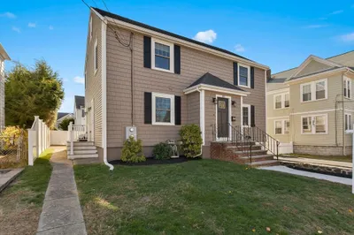 62 Mary Street #1 1