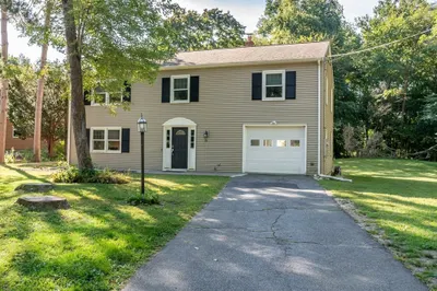 15 Colonial Rd #15 1