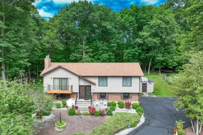 76 Hill Terrace 1