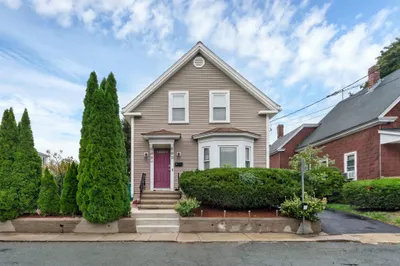 25 Fuller Pl 1