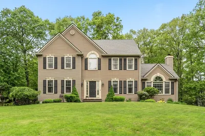 7 Goodnow Ln