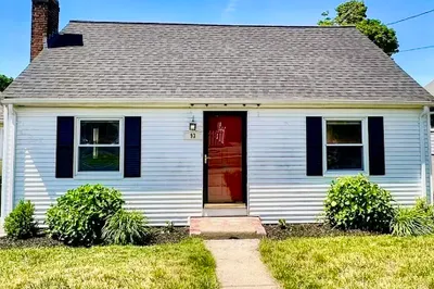 93 Harvard Street 1