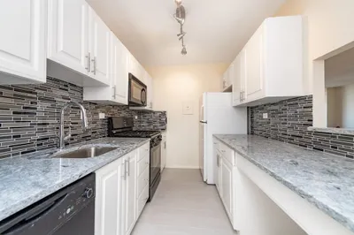 6 Whittier Place #9D 1