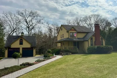 459 Old Westport Rd 1