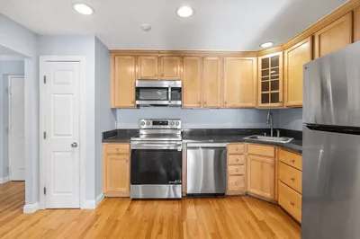 70 Warren Ave #4-2