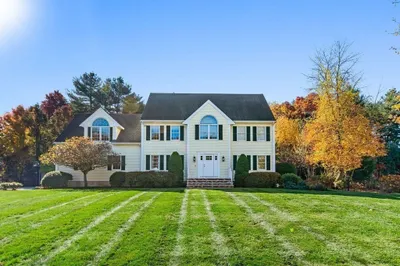 227 Mohawk Rd 1