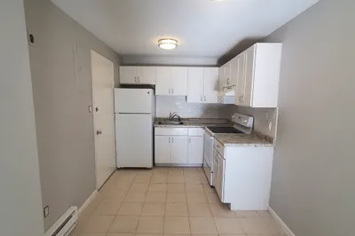 815 Morton St #18