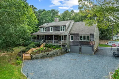 53 Kettle Hole Rd 1