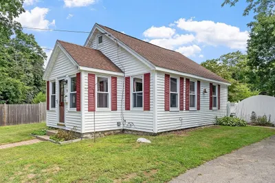 24 Prospect St