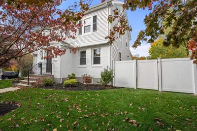 34 Coolidge Rd