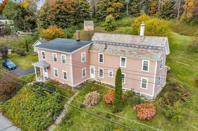 668 Westminster Hill Rd 1