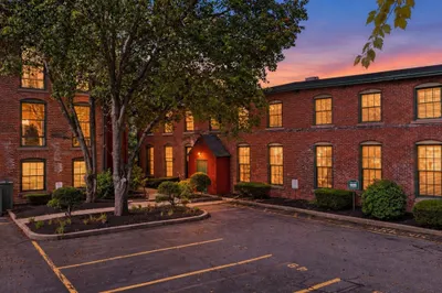 14 Sanford St #5 1