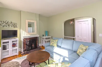 501 Beacon St #9