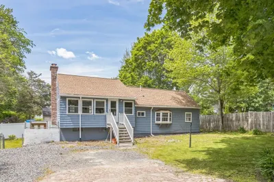 31 Forest Ave 1