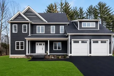 5 Gowing Ln 1