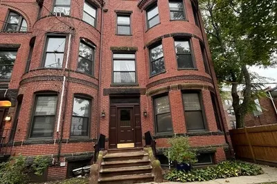 27 Longwood Avenue #4