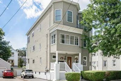 68 Jefferson Ave #1 1